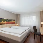 H+ Stuttgart ホテル 4*