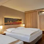 H+ Stuttgart 4* ヘレンベルク
