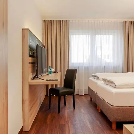 H+ Stuttgart Hotel 4*