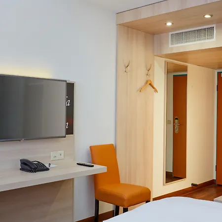 Sunday Hotel Stuttgart Herrenberg