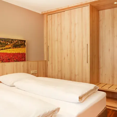Hotel Sunday Hotel Stuttgart Herrenberg