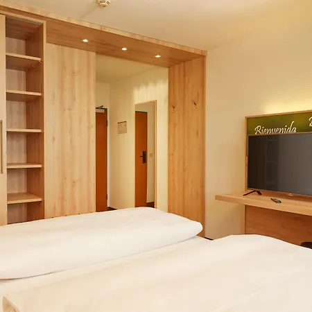 斯图加特海伦贝格h +酒店 4* 赫伦贝格