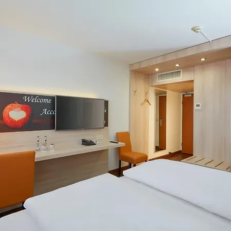 Sunday Hotel Stuttgart Herrenberg