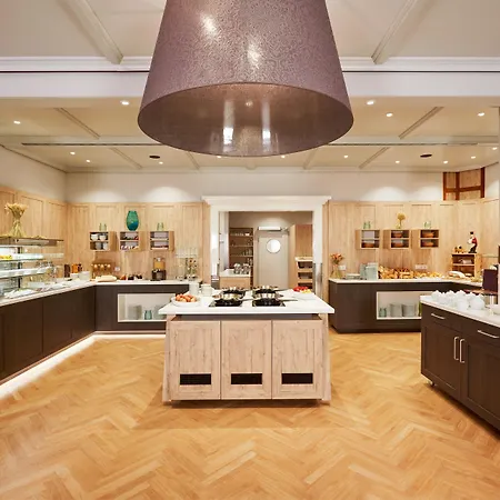 Sunday Hotel Stuttgart Herrenberg 4* Herrenberg