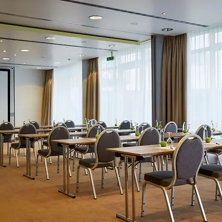 酒店 斯图加特海伦贝格h +酒店 4*