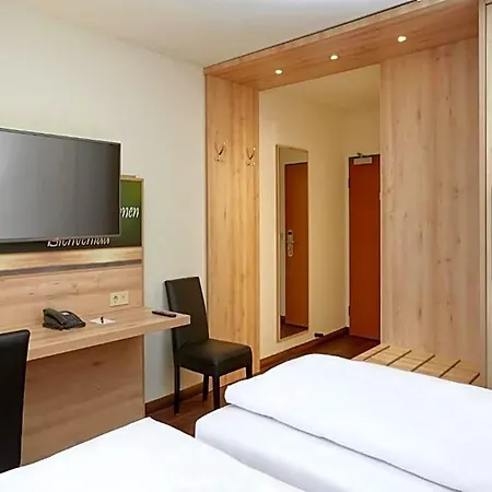 Sunday Stuttgart Hotel Herrenberg