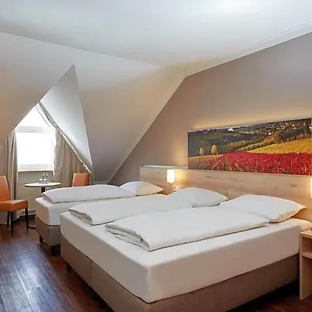 Sunday Stuttgart 4* Herrenberg