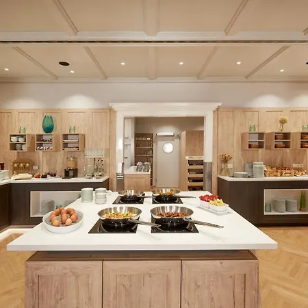 H+ Stuttgart Hotel