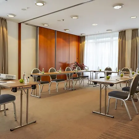 Hotel H+ Stuttgart Herrenberg