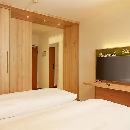 Hotel H+ Stuttgart Herrenberg
