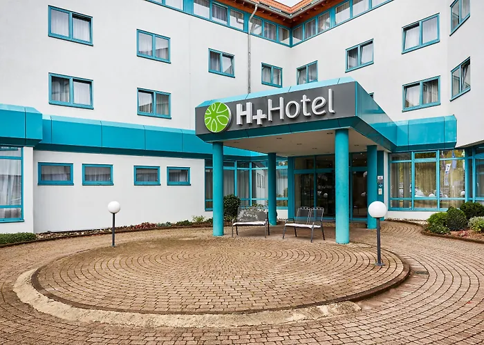 H+ Stuttgart Otel 4*