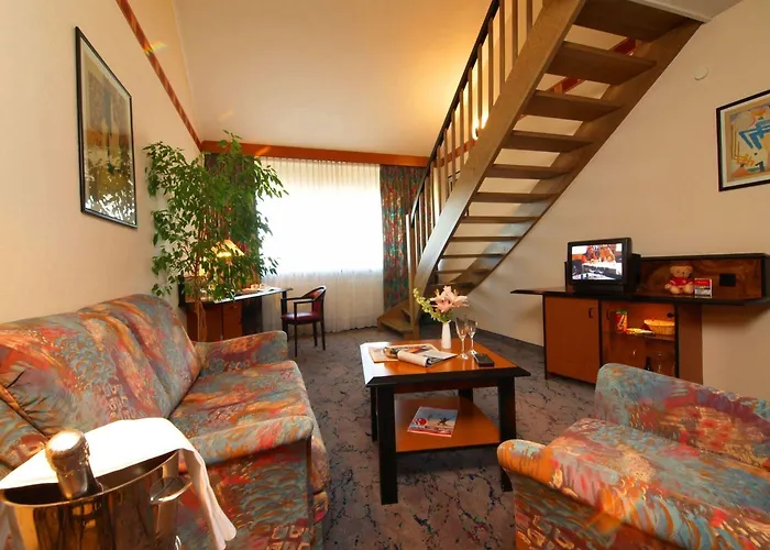 Otel H+ Stuttgart 4*