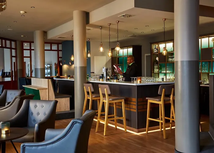 H+ Stuttgart Otel 4*